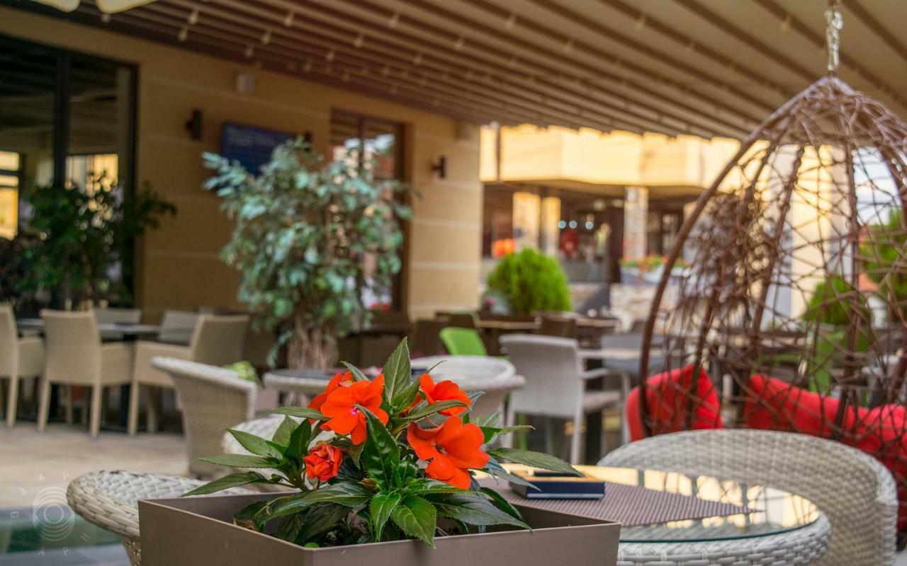Hotel & Restaurant Ponte Bianco Вранє Екстер'єр фото